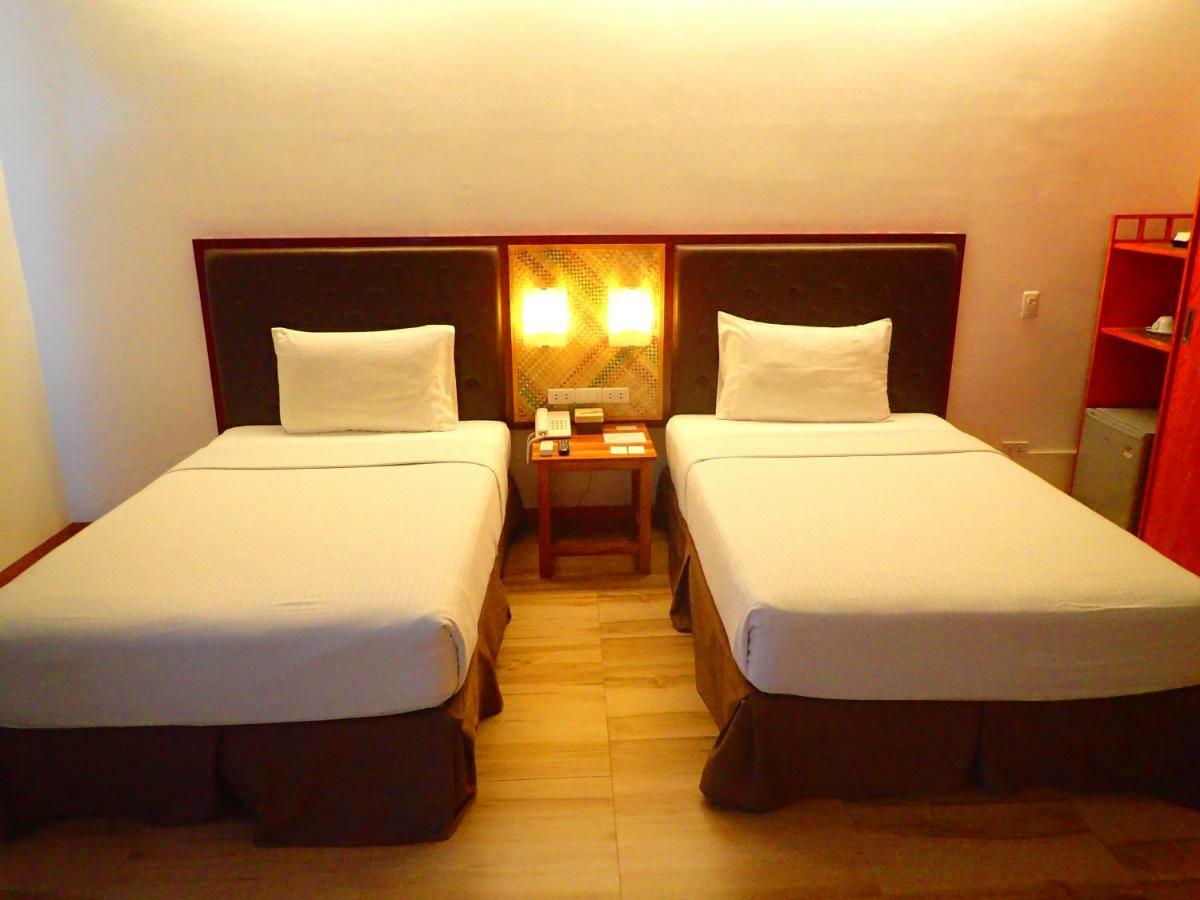 Aozora Seaside Mactan Hotel Lapu-Lapu City Eksteriør billede
